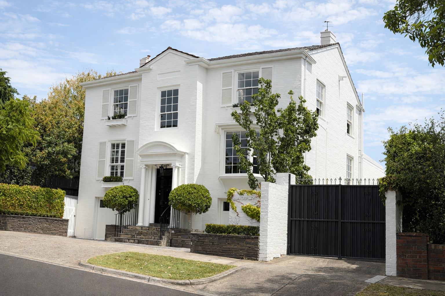 Caulfield South White Brick Exterior